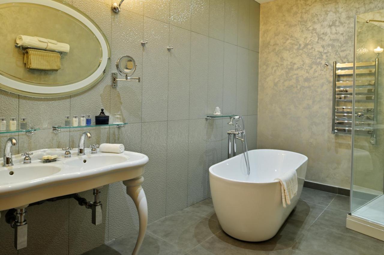 Hotel Demeure Loredana แซ็งต์-โฟลร็องต์ ภายนอก รูปภาพ