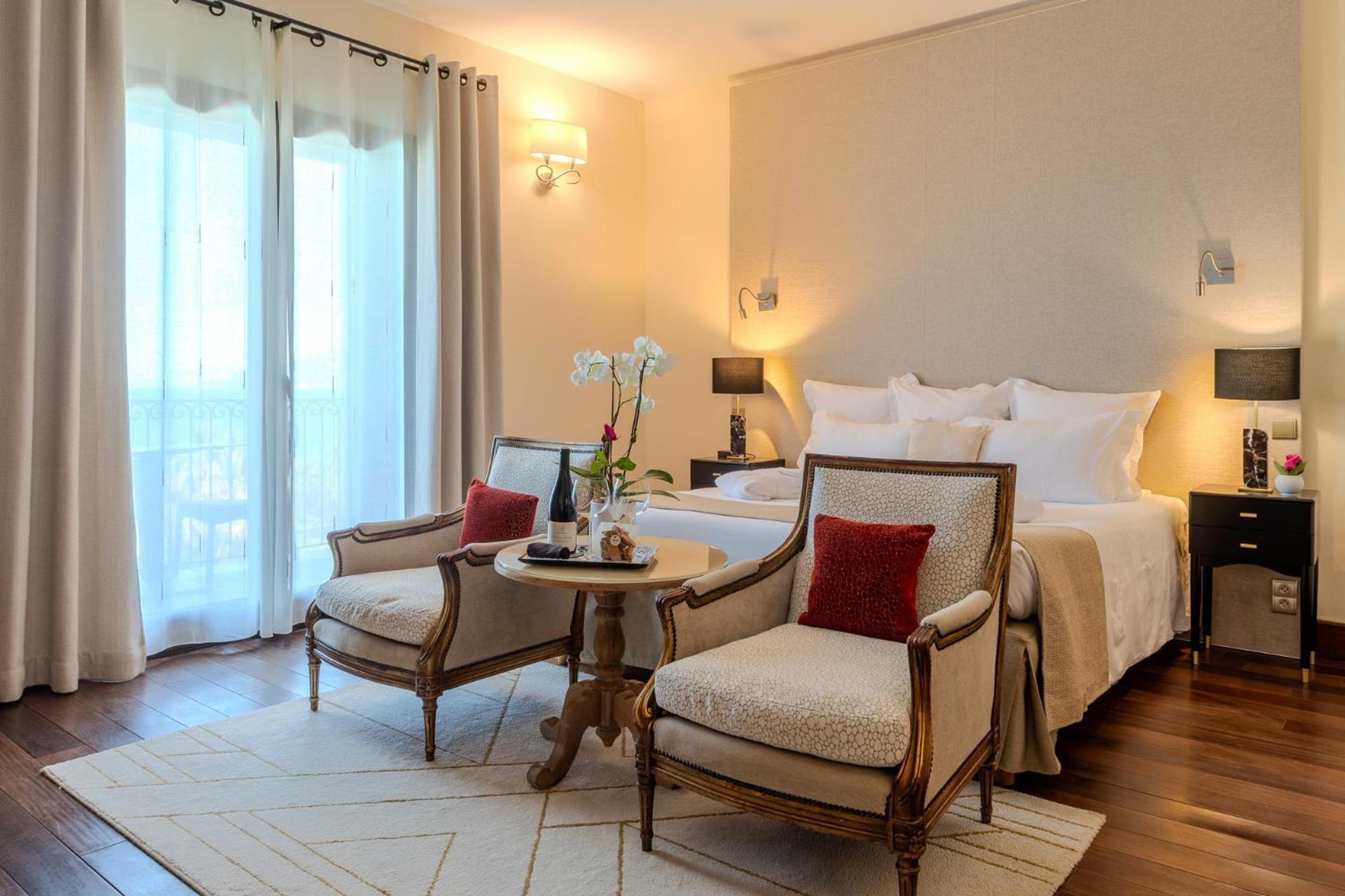 Hotel Demeure Loredana แซ็งต์-โฟลร็องต์ ภายนอก รูปภาพ