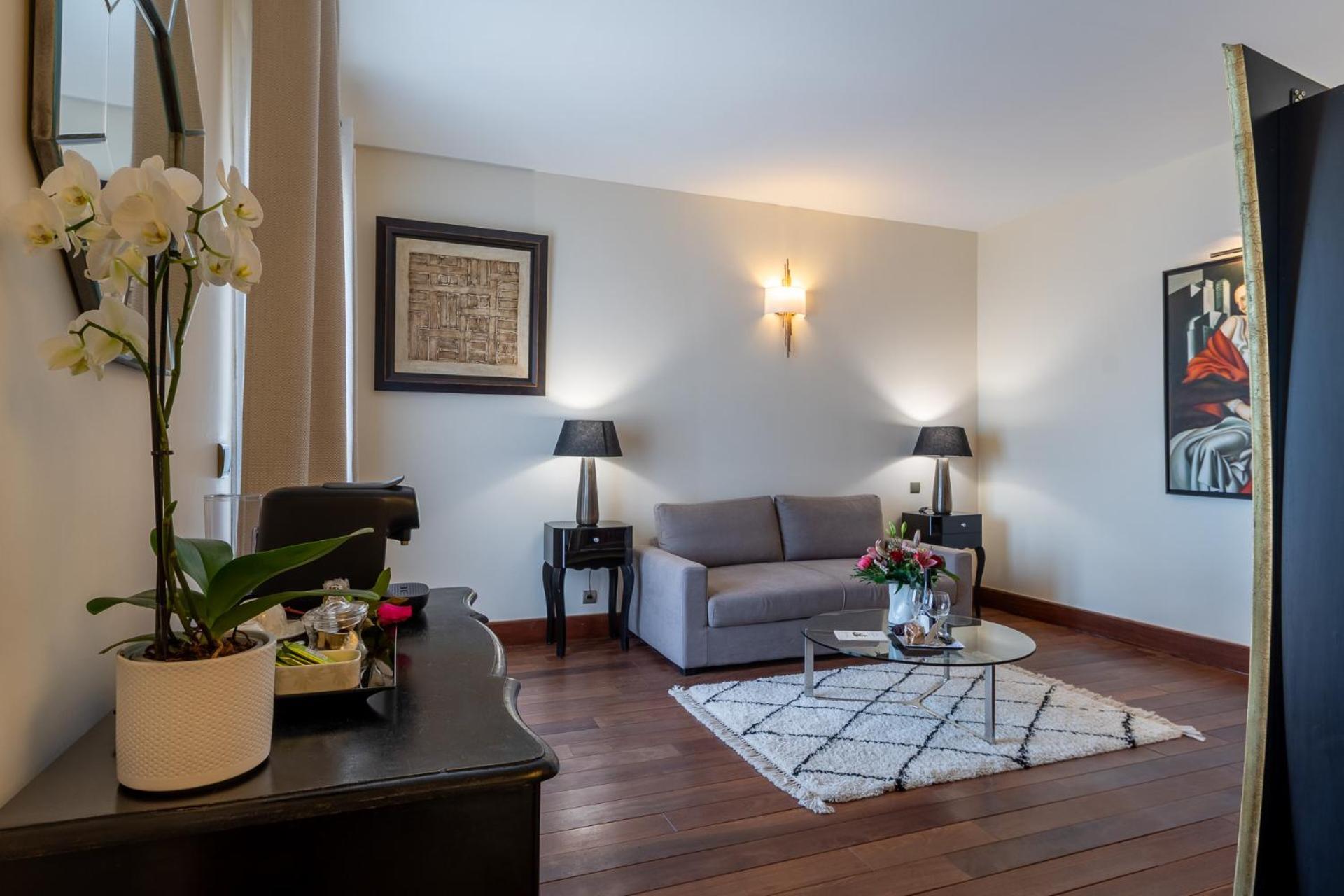 Hotel Demeure Loredana แซ็งต์-โฟลร็องต์ ภายนอก รูปภาพ